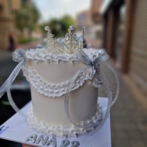 Tarta Elegante Vintage Corona