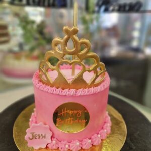 Tarta Cumpleaños Rosa Corona ¡Celebra como la Reina que Eres!