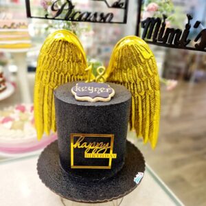 Tarta Cumpleaños Negra Alas Doradas Miguel Ángel