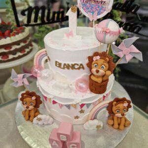 Tarta Leones Bebé: ¡Dulzura Salvaje para tus Celebraciones!