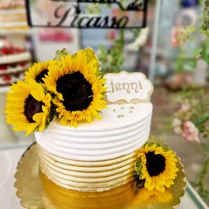 Tarta Cumpleaños Flores Naturales Girasoles