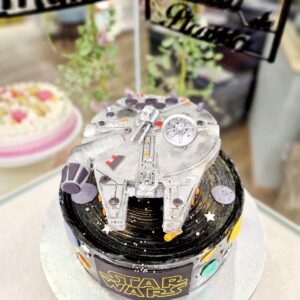 Tarta Cumpleaños Star Wars Nave Halcón Milenario