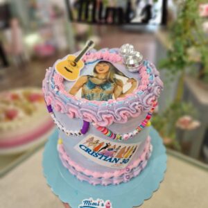 Tarta de Cumpleaños al Estilo Taylor Swift: Love Story