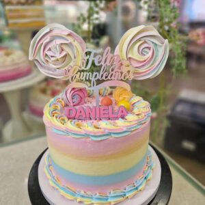 Tarta de Cumpleaños Arcoíris Multicolor