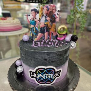 Tarta de Cumpleaños Huntrix Guerreras K-Pop