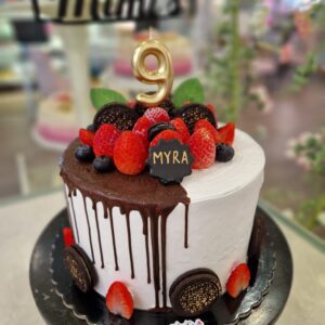 Tarta de Cumpleaños con Frutas – Frescura, color y sabor natural