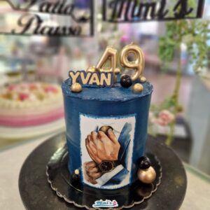 Tarta de Cumpleaños Silueta de Hombre Elegante – Estilo, distinción y sofisticación