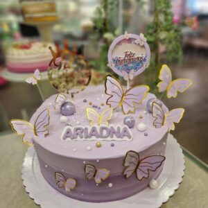 Tarta Cumpleaños Elegante con Mariposas