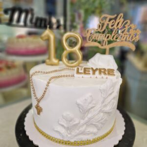 Tarta Comunión con flores