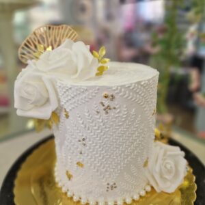 Tarta Cumpleaños Elegante con Flores
