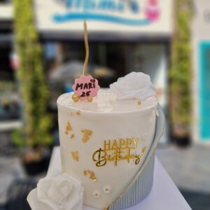 Tarta de Cumpleaños Elegante