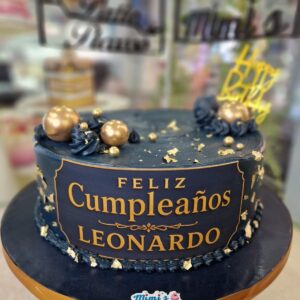 Tarta de Cumpleaños Elegante