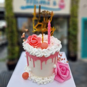 Tarta de Cumpleaños Elegante