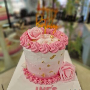 Tarta de Cumpleaños Elegante